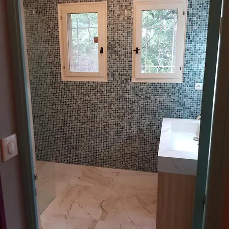 House In With Private Pool & Ac 度假居